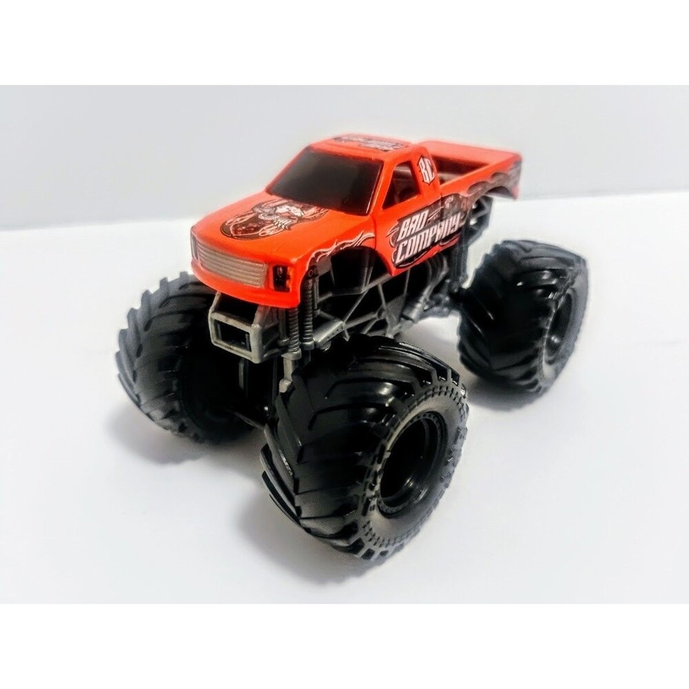 SPIN MASTER MONSTER JAM BAD COMPANY 1:64 DIECAST MONSTER TRUCK BLACK WHEELS